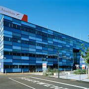 ArchitektInnen / KünstlerInnen: BWM Architekten, syntax architektur zt gmbh<br>Projekt: AUA Trainingscenter<br>Aufnahmedatum: 08/08<br>Format: 6x9cm C-Dia<br>Lieferformat: Dia-Duplikat, Scan 300 dpi<br>Bestell-Nummer: 080827-01<br>
