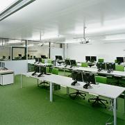 ArchitektInnen / KünstlerInnen: BWM Architekten, syntax architektur zt gmbh<br>Projekt: AUA Trainingscenter<br>Aufnahmedatum: 08/08<br>Format: 6x9cm C-Neg<br>Lieferformat: C-Print, Scan 300 dpi<br>Bestell-Nummer: 080827-31<br>