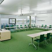 ArchitektInnen / KünstlerInnen: BWM Architekten, syntax architektur zt gmbh<br>Projekt: AUA Trainingscenter<br>Aufnahmedatum: 08/08<br>Format: 6x9cm C-Neg<br>Lieferformat: C-Print, Scan 300 dpi<br>Bestell-Nummer: 080827-30<br>