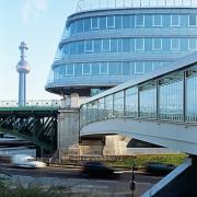 ArchitektInnen / KünstlerInnen: Architekten Tillner & Willinger, RAHM Architekten ZT-KG, Hans Schartner & Partner<br>Projekt: Skyline Spittelau<br>Aufnahmedatum: 09/08<br>Format: 6x9cm C-Dia<br>Lieferformat: Scan 300 dpi<br>Bestell-Nummer: 080929-26<br>