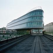ArchitektInnen / KünstlerInnen: Architekten Tillner & Willinger, RAHM Architekten ZT-KG, Hans Schartner & Partner<br>Projekt: Skyline Spittelau<br>Aufnahmedatum: 09/08<br>Format: 6x9cm C-Dia<br>Lieferformat: Scan 300 dpi<br>Bestell-Nummer: 080929-05<br>