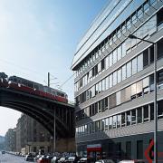 ArchitektInnen / KünstlerInnen: Architekten Tillner & Willinger, RAHM Architekten ZT-KG, Hans Schartner & Partner<br>Projekt: Skyline Spittelau<br>Aufnahmedatum: 09/08<br>Format: 6x9cm C-Dia<br>Lieferformat: Scan 300 dpi<br>Bestell-Nummer: 080929-15<br>