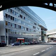 ArchitektInnen / KünstlerInnen: Architekten Tillner & Willinger, RAHM Architekten ZT-KG, Hans Schartner & Partner<br>Projekt: Skyline Spittelau<br>Aufnahmedatum: 09/08<br>Format: 6x9cm C-Dia<br>Lieferformat: Scan 300 dpi<br>Bestell-Nummer: 080929-17<br>