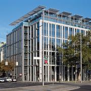 ArchitektInnen / KünstlerInnen: Martin Kohlbauer<br>Projekt: Bürohaus Schwarzenbergplatz<br>Aufnahmedatum: 10/08<br>Format: 6x9cm C-Dia<br>Lieferformat: Dia-Duplikat, Scan 300 dpi<br>Bestell-Nummer: 081020-14<br>