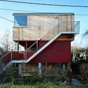 ArchitektInnen / KünstlerInnen: gharakhanzadeh sandbichler architekten zt gmbh<br>Projekt: Badehaus R.<br>Aufnahmedatum: 11/08<br>Format: 6x9cm C-Dia<br>Lieferformat: Dia-Duplikat, Scan 300 dpi<br>Bestell-Nummer: 081125-02<br>