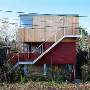 ArchitektInnen / KünstlerInnen: gharakhanzadeh sandbichler architekten zt gmbh<br>Projekt: Badehaus R.<br>Aufnahmedatum: 11/08<br>Format: 6x9cm C-Dia<br>Lieferformat: Dia-Duplikat, Scan 300 dpi<br>Bestell-Nummer: 081125-01<br>