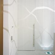ArchitektInnen / KünstlerInnen: Heinz Lutter, Gerhard Leixl<br>Projekt: Frisuren- & Schönheitswerkstatt Reichard<br>Aufnahmedatum: 03/08<br>Format: 6x9cm C-Neg<br>Lieferformat: C-Print, Scan 300 dpi<br>Bestell-Nummer: 080317-21<br>