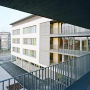 ArchitektInnen / KünstlerInnen: kub a Karl und Bremhorst Architekten<br>Projekt: Pflegeheim<br>Aufnahmedatum: 01/09<br>Format: 6x9cm C-Neg<br>Lieferformat: C-Print, Scan 300 dpi<br>Bestell-Nummer: 090113-01<br>