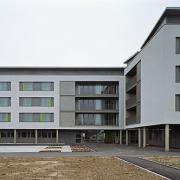 ArchitektInnen / KünstlerInnen: kub a Karl und Bremhorst Architekten<br>Projekt: Pflegeheim<br>Aufnahmedatum: 01/09<br>Format: 6x9cm C-Dia<br>Lieferformat: Dia-Duplikat, Scan 300 dpi<br>Bestell-Nummer: 090113-02<br>