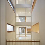 ArchitektInnen / KünstlerInnen: kub a Karl und Bremhorst Architekten<br>Projekt: Pflegeheim<br>Aufnahmedatum: 01/09<br>Format: 6x9cm C-Neg<br>Lieferformat: C-Print, Scan 300 dpi<br>Bestell-Nummer: 090113-16<br>
