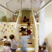 ArchitektInnen / KünstlerInnen: aap.architekten<br>Projekt: Kindergarten Schönbrunn<br>Aufnahmedatum: 02/09<br>Format: 6x9cm C-Dia<br>Lieferformat: Dia-Duplikat, Scan 300 dpi<br>Bestell-Nummer: 090226-11<br>