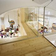 ArchitektInnen / KünstlerInnen: aap.architekten<br>Projekt: Kindergarten Schönbrunn<br>Aufnahmedatum: 02/09<br>Format: 6x9cm C-Dia<br>Lieferformat: Dia-Duplikat, Scan 300 dpi<br>Bestell-Nummer: 090226-08<br>
