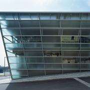 ArchitektInnen / KünstlerInnen: TREUSCH architecture<br>Projekt: Ars Electronica Center<br>Aufnahmedatum: 03/09<br>Format: 6x9cm C-Dia<br>Lieferformat: Dia-Duplikat, Scan 300 dpi<br>Bestell-Nummer: 090331-12<br>