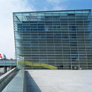 ArchitektInnen / KünstlerInnen: TREUSCH architecture<br>Projekt: Ars Electronica Center<br>Aufnahmedatum: 03/09<br>Format: 6x9cm C-Dia<br>Lieferformat: Dia-Duplikat, Scan 300 dpi<br>Bestell-Nummer: 090331-21<br>