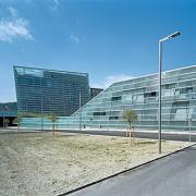 ArchitektInnen / KünstlerInnen: TREUSCH architecture<br>Projekt: Ars Electronica Center<br>Aufnahmedatum: 03/09<br>Format: 6x9cm C-Dia<br>Lieferformat: Dia-Duplikat, Scan 300 dpi<br>Bestell-Nummer: 090331-11<br>