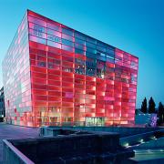 ArchitektInnen / KünstlerInnen: TREUSCH architecture<br>Projekt: Ars Electronica Center<br>Aufnahmedatum: 03/09<br>Format: 6x9cm C-Neg<br>Lieferformat: C-Print, Scan 300 dpi<br>Bestell-Nummer: 090331-46<br>