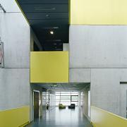 ArchitektInnen / KünstlerInnen: TREUSCH architecture<br>Projekt: Ars Electronica Center<br>Aufnahmedatum: 03/09<br>Format: 6x9cm C-Neg<br>Lieferformat: C-Print, Scan 300 dpi<br>Bestell-Nummer: 090331-60<br>