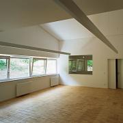 ArchitektInnen / KünstlerInnen: MAGK Architekten aichholzer | klein ZT OG<br>Projekt: Tagesheimstätte<br>Aufnahmedatum: 06/09<br>Format: 6x9cm C-Dia<br>Lieferformat: Dia-Duplikat, Scan 300 dpi<br>Bestell-Nummer: 090603-19<br>