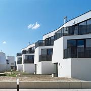 ArchitektInnen / KünstlerInnen: Pichler & Traupmann Architekten ZT GmbH<br>Projekt: Wohnsiedlung Heustadlgasse<br>Aufnahmedatum: 06/09<br>Format: 6x9cm C-Dia<br>Lieferformat: Dia-Duplikat, Scan 300 dpi<br>Bestell-Nummer: 090609-35<br>