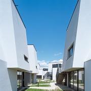 ArchitektInnen / KünstlerInnen: Pichler & Traupmann Architekten ZT GmbH<br>Projekt: Wohnsiedlung Heustadlgasse<br>Aufnahmedatum: 06/09<br>Format: 6x9cm C-Dia<br>Lieferformat: Dia-Duplikat, Scan 300 dpi<br>Bestell-Nummer: 090609-40<br>