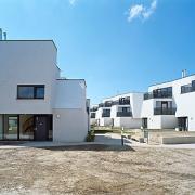 ArchitektInnen / KünstlerInnen: Pichler & Traupmann Architekten ZT GmbH<br>Projekt: Wohnsiedlung Heustadlgasse<br>Aufnahmedatum: 06/09<br>Format: 6x9cm C-Dia<br>Lieferformat: Dia-Duplikat, Scan 300 dpi<br>Bestell-Nummer: 090609-34<br>