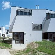 ArchitektInnen / KünstlerInnen: Pichler & Traupmann Architekten ZT GmbH<br>Projekt: Wohnsiedlung Heustadlgasse<br>Aufnahmedatum: 06/09<br>Format: 6x9cm C-Dia<br>Lieferformat: Dia-Duplikat, Scan 300 dpi<br>Bestell-Nummer: 090609-39<br>