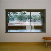 ArchitektInnen / KünstlerInnen: Georg W. Reinberg<br>Projekt: Kindergarten Deutsch-Wagram<br>Aufnahmedatum: 07/09<br>Format: 6x9cm C-Neg<br>Lieferformat: C-Print, Scan 300 dpi<br>Bestell-Nummer: 090730-24<br>