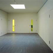 ArchitektInnen / KünstlerInnen: Daniela Ertl, Adrian Tscherteu<br>Projekt: Polytechnische Schule<br>Aufnahmedatum: 09/09<br>Format: 6x9cm C-Neg<br>Lieferformat: C-Print, Scan 300 dpi<br>Bestell-Nummer: 090909-26<br>