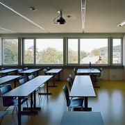 ArchitektInnen / KünstlerInnen: Daniela Ertl, Adrian Tscherteu<br>Projekt: Polytechnische Schule<br>Aufnahmedatum: 09/09<br>Format: 6x9cm C-Neg<br>Lieferformat: C-Print, Scan 300 dpi<br>Bestell-Nummer: 090909-20<br>