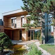 ArchitektInnen / KünstlerInnen: aap.architekten<br>Projekt: Haus F.<br>Aufnahmedatum: 09/09<br>Format: 6x9cm C-Neg<br>Lieferformat: C-Print, Scan 300 dpi<br>Bestell-Nummer: 090922-07<br>