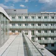 ArchitektInnen / KünstlerInnen: Architektin Sne Veselinovic ZT GmbH<br>Projekt: Engelsbad<br>Aufnahmedatum: 05/09<br>Format: 6x9cm C-Neg<br>Lieferformat: C-Print, Scan 300 dpi<br>Bestell-Nummer: 090529-06<br>