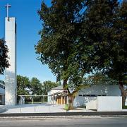 ArchitektInnen / KünstlerInnen: RUNSER / PRANTL architekten<br>Projekt: Pfarrzentrum Neu-Guntramsdorf<br>Aufnahmedatum: 09/09<br>Format: 6x9cm C-Dia<br>Lieferformat: Dia-Duplikat, Scan 300 dpi<br>Bestell-Nummer: 090915-02<br>