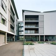 ArchitektInnen / KünstlerInnen: kub a Karl und Bremhorst Architekten<br>Projekt: Pflegeheim<br>Aufnahmedatum: 10/09<br>Format: 6x9cm C-Neg<br>Lieferformat: C-Print, Scan 300 dpi<br>Bestell-Nummer: 091028-10<br>