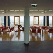ArchitektInnen / KünstlerInnen: kub a Karl und Bremhorst Architekten<br>Projekt: Pflegeheim<br>Aufnahmedatum: 10/09<br>Format: 6x9cm C-Neg<br>Lieferformat: C-Print, Scan 300 dpi<br>Bestell-Nummer: 091028-18<br>