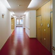 ArchitektInnen / KünstlerInnen: kub a Karl und Bremhorst Architekten<br>Projekt: Pflegeheim Linz<br>Aufnahmedatum: 12/09<br>Format: 6x9cm C-Neg<br>Lieferformat: C-Print, Scan 300 dpi<br>Bestell-Nummer: 091201-07<br>