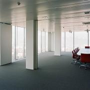 ArchitektInnen / KünstlerInnen: kub a Karl und Bremhorst Architekten<br>Projekt: Raiffeisen Sarajewo<br>Aufnahmedatum: 11/09<br>Format: 6x9cm C-Neg<br>Lieferformat: C-Print, Scan 300 dpi<br>Bestell-Nummer: 091126-23<br>