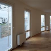 ArchitektInnen / KünstlerInnen: lichtblauwagner architekten generalplaner zt gmbh<br>Projekt: WHA Attemsgasse<br>Aufnahmedatum: 12/09<br>Format: 6x9cm C-Dia<br>Lieferformat: Dia-Duplikat, Scan 300 dpi<br>Bestell-Nummer: 091202-16<br>