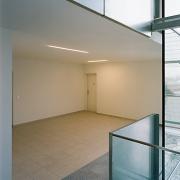 ArchitektInnen / KünstlerInnen: lichtblauwagner architekten generalplaner zt gmbh<br>Projekt: WHA Attemsgasse<br>Aufnahmedatum: 12/09<br>Format: 6x9cm C-Neg<br>Lieferformat: C-Print, Scan 300 dpi<br>Bestell-Nummer: 091202-19<br>