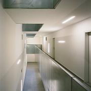 ArchitektInnen / KünstlerInnen: lichtblauwagner architekten generalplaner zt gmbh<br>Projekt: WHA Attemsgasse<br>Aufnahmedatum: 12/09<br>Format: 6x9cm C-Neg<br>Lieferformat: C-Print, Scan 300 dpi<br>Bestell-Nummer: 091202-26<br>