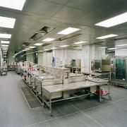 ArchitektInnen / KünstlerInnen: lichtblauwagner architekten generalplaner zt gmbh<br>Projekt: Therapiezentrum Ybbs<br>Aufnahmedatum: 12/09<br>Format: 6x9cm C-Neg<br>Lieferformat: C-Print, Scan 300 dpi<br>Bestell-Nummer: 091217-07<br>
