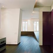 ArchitektInnen / KünstlerInnen: Pichler & Traupmann Architekten ZT GmbH<br>Projekt: Wohnungsumbau Wien 6<br>Aufnahmedatum: 12/09<br>Format: 6x9cm C-Neg<br>Lieferformat: C-Print, Scan 300 dpi<br>Bestell-Nummer: 091207-02<br>