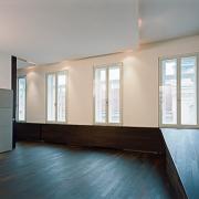 ArchitektInnen / KünstlerInnen: Pichler & Traupmann Architekten ZT GmbH<br>Projekt: Wohnungsumbau Wien 6<br>Aufnahmedatum: 12/09<br>Format: 6x9cm C-Neg<br>Lieferformat: C-Print, Scan 300 dpi<br>Bestell-Nummer: 091207-03<br>