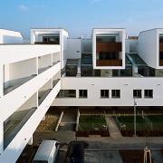 ArchitektInnen / KünstlerInnen: Walter Stelzhammer<br>Projekt: Wohnhausanlage Orasteig<br>Aufnahmedatum: 12/09<br>Format: 6x9cm C-Dia<br>Lieferformat: Dia-Duplikat, Scan 300 dpi<br>Bestell-Nummer: 091203-08<br>