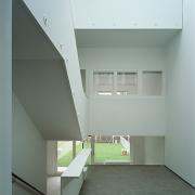 ArchitektInnen / KünstlerInnen: Walter Stelzhammer<br>Projekt: Wohnhausanlage Orasteig<br>Aufnahmedatum: 12/09<br>Format: 6x9cm C-Dia<br>Lieferformat: Dia-Duplikat, Scan 300 dpi<br>Bestell-Nummer: 091203-34<br>