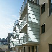 ArchitektInnen / KünstlerInnen: Martin Kohlbauer<br>Projekt: Wohnhausanlage Elite<br>Aufnahmedatum: 02/10<br>Format: digital<br>Lieferformat: Scan 300 dpi<br>Bestell-Nummer: 100222-15<br>