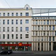 ArchitektInnen / KünstlerInnen: Martin Kohlbauer<br>Projekt: Wohnhausanlage Elite<br>Aufnahmedatum: 02/10<br>Format: digital<br>Lieferformat: Scan 300 dpi<br>Bestell-Nummer: 100222-11<br>