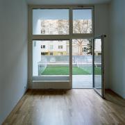 ArchitektInnen / KünstlerInnen: Walter Stelzhammer<br>Projekt: Wilhelmskaserne<br>Aufnahmedatum: 11/09<br>Format: digital<br>Lieferformat: Scan 300 dpi<br>Bestell-Nummer: 091125-01<br>