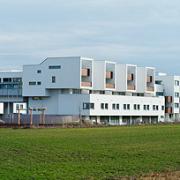 ArchitektInnen / KünstlerInnen: Walter Stelzhammer<br>Projekt: Wohnhausanlage Orasteig<br>Aufnahmedatum: 03/10<br>Format: digital<br>Lieferformat: Scan 300 dpi<br>Bestell-Nummer: 100302-02<br>