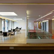 ArchitektInnen / KünstlerInnen: kub a Karl und Bremhorst Architekten<br>Projekt: Pflegeheim Pichling<br>Aufnahmedatum: 04/10<br>Format: digital<br>Lieferformat: Scan 300 dpi<br>Bestell-Nummer: 100407-33<br>