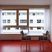ArchitektInnen / KünstlerInnen: kub a Karl und Bremhorst Architekten<br>Projekt: Pflegeheim Pichling<br>Aufnahmedatum: 04/10<br>Format: digital<br>Lieferformat: Scan 300 dpi<br>Bestell-Nummer: 100407-37<br>